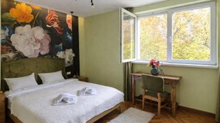 Тристаен Наеми, Център, Варна (5)