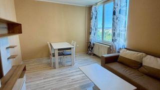 Тристаен Наеми, Люлин 2, София (2)