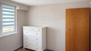 Тристаен Наеми, Базар Левски, Варна (6)