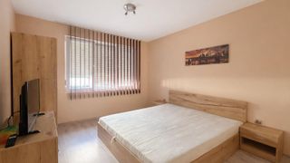 Тристаен Наеми, Възраждане 1, Варна (4)