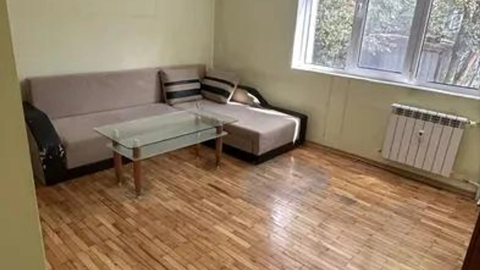 Двустаен Наеми, Център - Докторски паметник, София – снимка 1