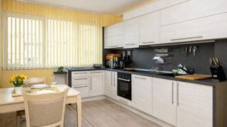 Dreizimmerwohnung Verleih, Sommerkino Trakia, Warna (5)