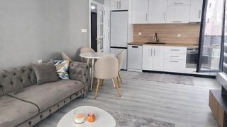 Двустаен Наеми, Христо Смирненски, Пловдив