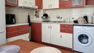 Двустаен Наеми, Зимно кино Тракия, Варна