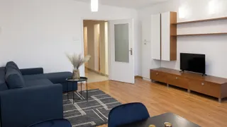 Двустаен Наеми, Христо Смирненски, Пловдив