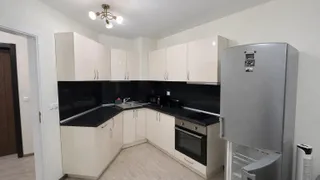 Тристаен Наеми, ХЕИ, Варна (2)