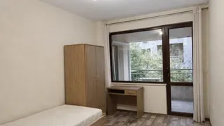 Тристаен Наеми, ХЕИ, Варна (4)