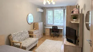 Тристаен Наеми, Левски, Варна