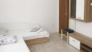 Three-room Rentals, Tsentar, Varna (3)