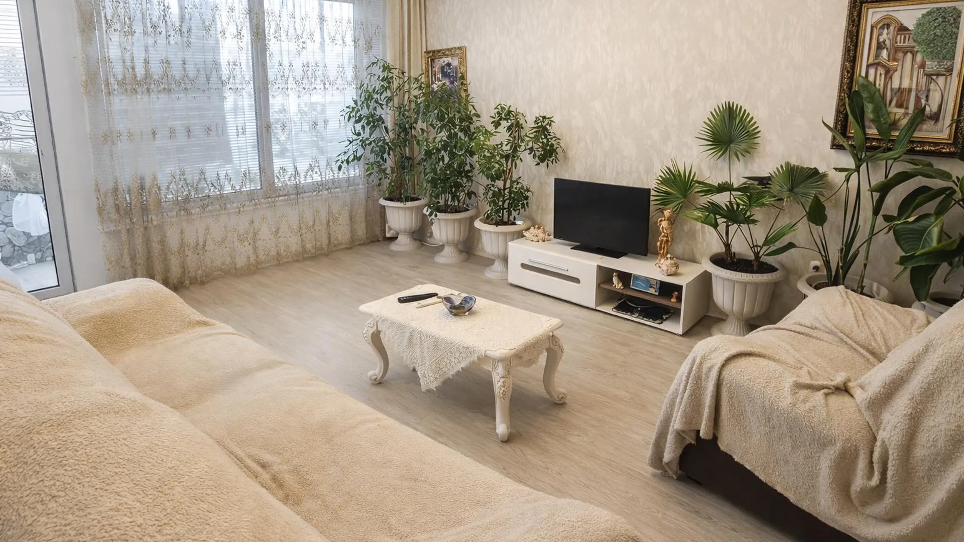 Тристаен Наеми, Кючук Париж, Пловдив – снимка 3