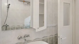 Тристаен Наеми, Каменица 1, Пловдив (8)