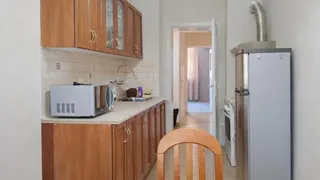 Тристаен Наеми, Каменица 1, Пловдив (2)