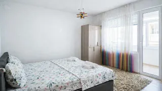 Четиристаен Наеми, Център, Варна (8)