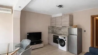 Two-bedroom Rentals, Mladezhki Halm, Plovdiv