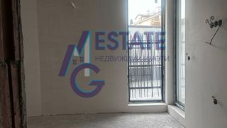 Тристаен Продажби, Бургас (18)