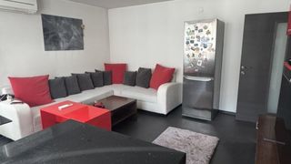 Тристаен Продажби, София