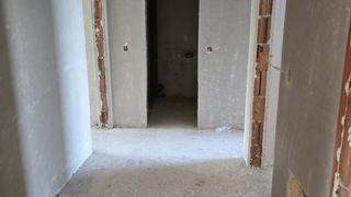 Тристаен Продажби, София (9)