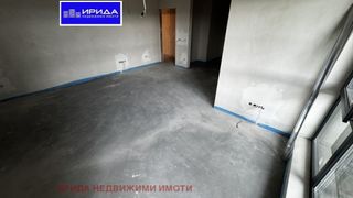 Тристаен Продажби, София