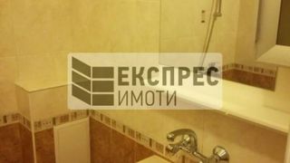 Тристаен Наеми, Варна (15)