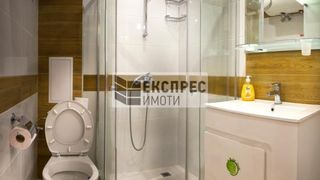 Тристаен Наеми, Варна (8)