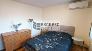 Тристаен Наеми, Варна (8)
