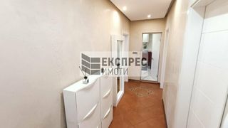 Тристаен Наеми, Варна (12)