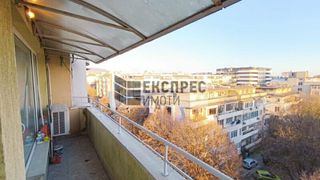 Тристаен Наеми, Варна (14)