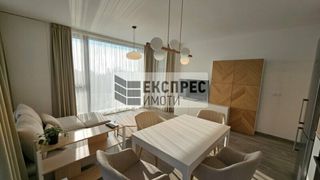 Тристаен Наеми, Варна (3)