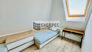 Тристаен Наеми, Варна (8)