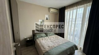 Тристаен Наеми, Варна (3)