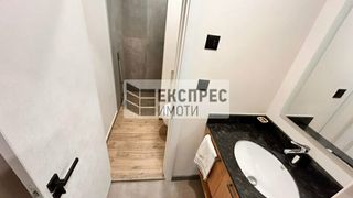 Тристаен Наеми, Варна (12)
