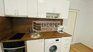 Тристаен Наеми, Варна (4)