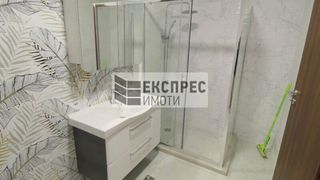 Тристаен Наеми, Варна (7)