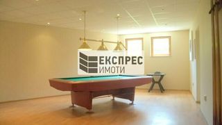 Тристаен Наеми, Варна (10)
