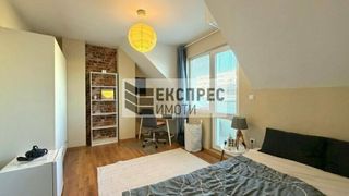 Тристаен Наеми, Варна (5)