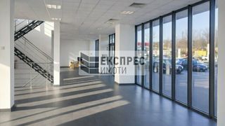 Магазин Наеми, Варна (2)