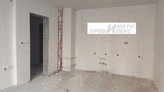 Тристаен Продажби, Пловдив (2)