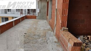 Тристаен Продажби, Пловдив (3)