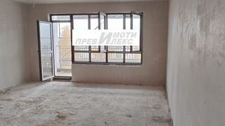 Тристаен Продажби, Пловдив (3)