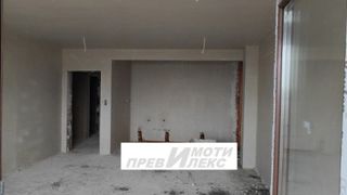 Тристаен Продажби, Пловдив (2)
