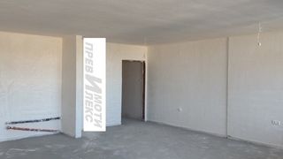 Тристаен Продажби, Пловдив (4)