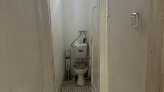 Тристаен Продажби, София
