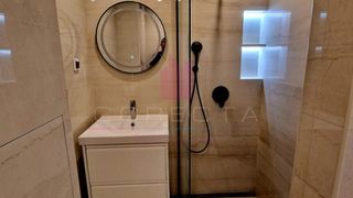 Тристаен Продажби, Русе (3)