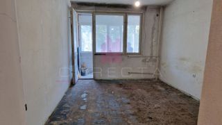 Тристаен Продажби, Русе (6)