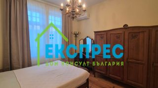 Тристаен Наеми, София (7)