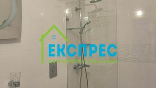 Тристаен Наеми, София (9)