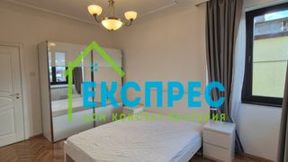 Тристаен Наеми, София (10)