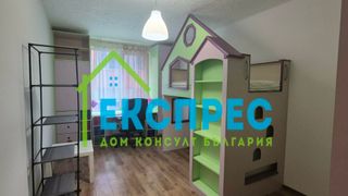 Тристаен Наеми, София (6)
