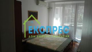Тристаен Наеми, София (4)