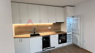 Тристаен Продажби, Варна (7)